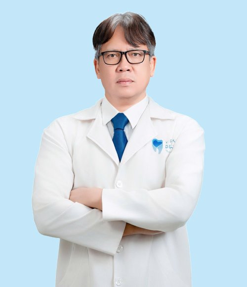 Bác sĩ Phạm Nhật Huy